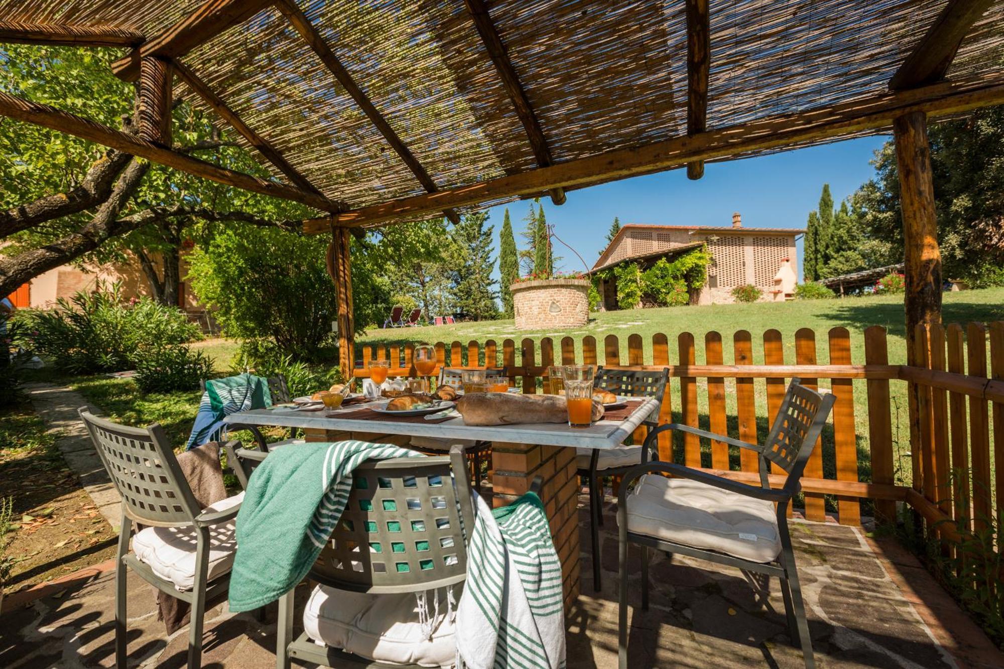 Agriturismo Canale Peccioli Екстериор снимка