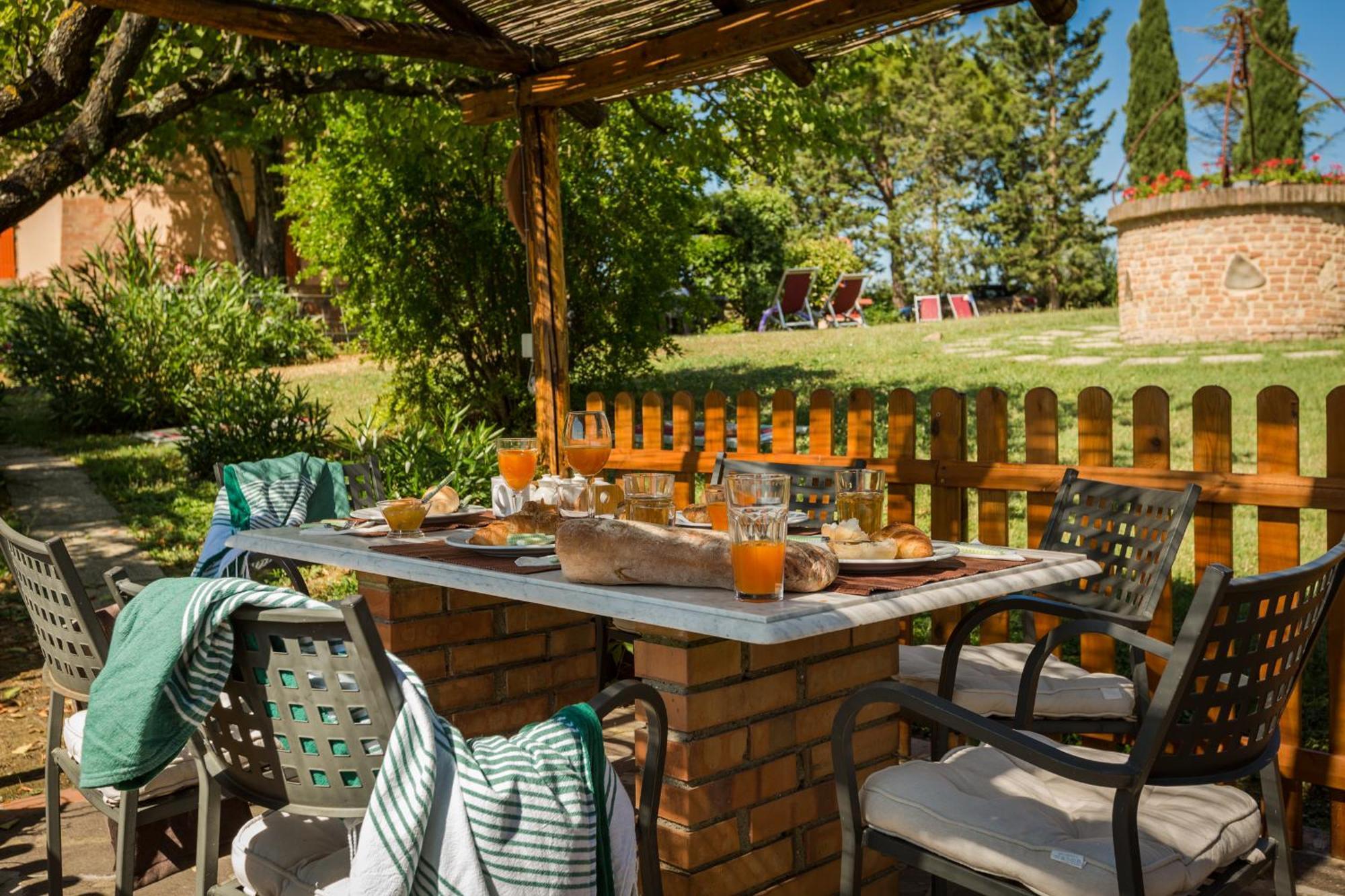 Agriturismo Canale Peccioli Стая снимка