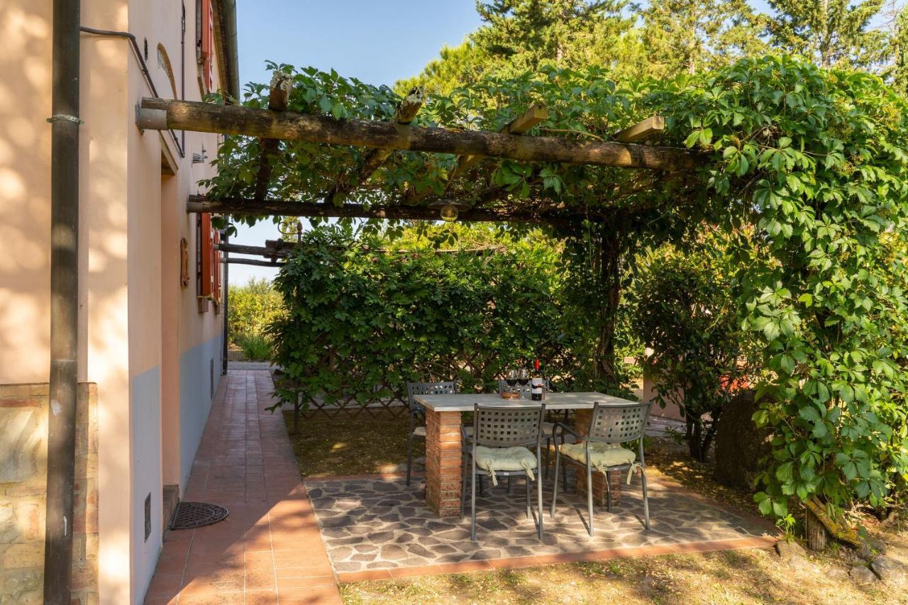 Agriturismo Canale Peccioli Екстериор снимка